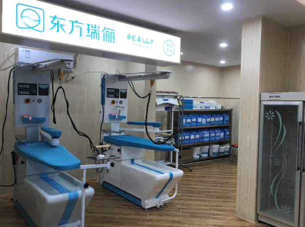 干洗店設(shè)備費(fèi)用要多少?加盟東方瑞儷際洗衣全部?jī)?yōu)惠價(jià)