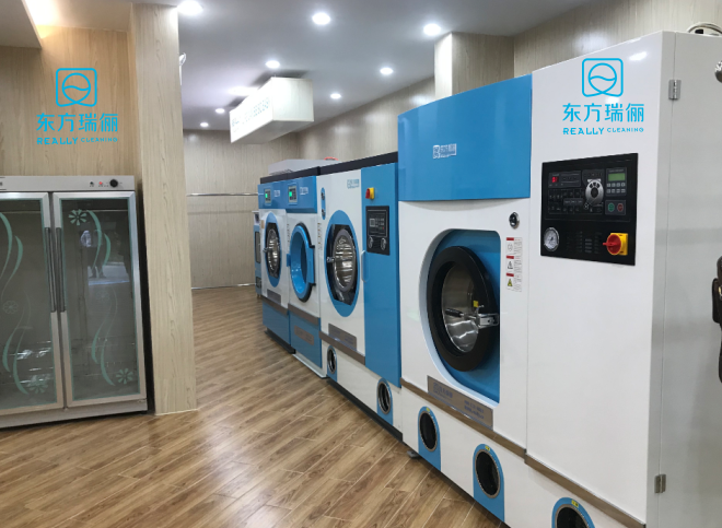 干洗加盟店需要什么設(shè)備?讓加盟者小白快速上手